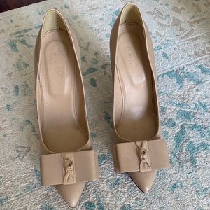 JCrew Vintage Genuine Leather Nude Pumps with Bow. Made in Italy. Size 7.5.
